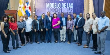 Leandro Mieses encabeza apertura del Modelo Distrital de la ONU en Santo Domingo