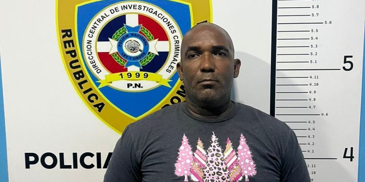 Se entrega en Santiago Rodríguez "El Patrón", implicado en secuestro de esposa de microempresario en Herrera, SDO