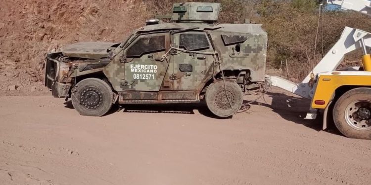 Reportan muerte de seis militares tras explosión de narcomina en los límites de Jalisco y Michoacán