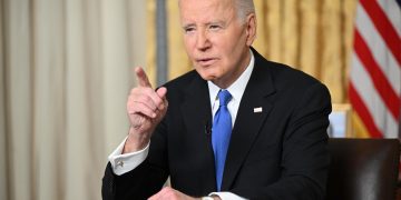 Biden anuncia que ya inició su tratamiento contra el cáncer y que «el pronóstico es bueno»