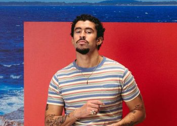 Bad Bunny iniciará su gira mundial “Debí Tirar Más Fotos” el 21 de noviembre en República Dominicana