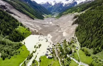 La alerta temprana salvó vidas cuando una avalancha sepultó un pueblo de montaña en Suiza