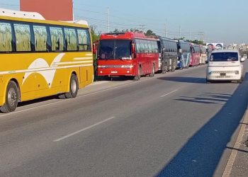 Haitianos en Friusa retornan voluntariamente a su país en autobuses enviados desde Haití