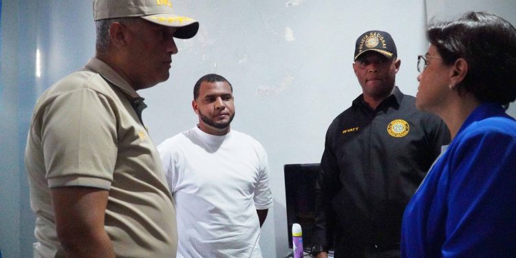 Se entrega uno de los tres señalados por quíntuple homicidio en Loma de Cabrera