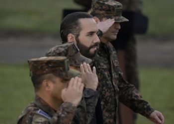 Bukele despliega solados por presencia de pandilleros