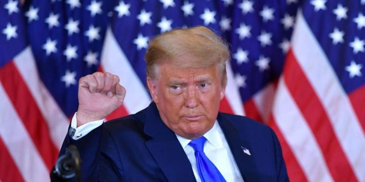 EE.UU. moviliza bombarderos hacia el Pacífico mientras Trump sopesa si atacar Irán