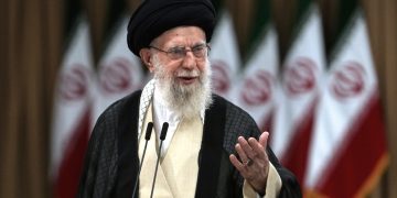 Líder supremo de Irán: "Vencimos a EE.UU. y le dimos una fuerte bofetada"