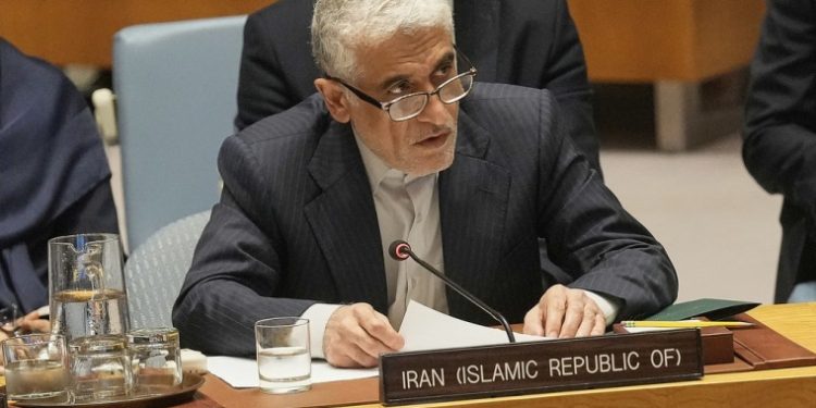 Irán advierte que decidirá cómo y cuándo responder a EEUU