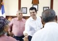 Wellington Arnaud se reúne con comunitarios de Sajoma a quienes informa construcción de nuevo acueducto