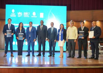 UASD certifica a más de mil profesionales en diplomado sobre Inteligencia Artificial