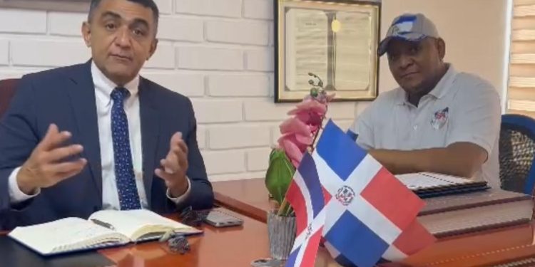 Sindicato Nacional de Trabajadores de la Construcción se reúne con diputado del Parlacen Jesús Batista Suriel