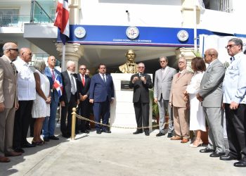 Notarios están llamados a fortalecer la confianza social, afirma Jhon Richard Paniagua