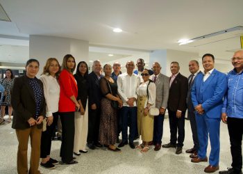 Deligne dará conferencias en NY y Boston sobre gestión Abinader