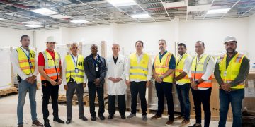 Ministro Bonilla supervisa avances de construcción en moderno edificio clínico-quirúrgico en la Ciudad Sanitaria Luis Eduardo Aybar