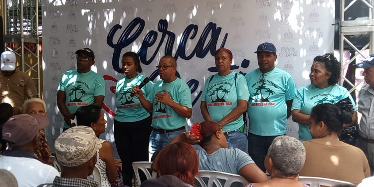 Gobierno lleva soluciones a 250 familias vulnerables en Las Palmas de Herrera con “Primero Tú"