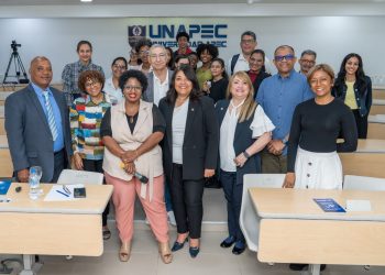 Experta en comunicación advierte riesgos de descuidar la comunicación interna