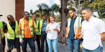 Carolina supervisa trabajos preventivos y pide unirse por el cuidado de la ciudad