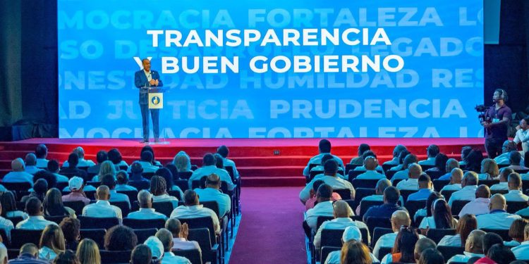 Deligne: Abinader da impulso sin precedentes al Sur; lleva “El País que Construye Luis” a Barahona