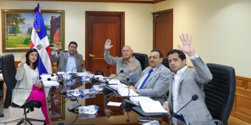 Comisión Especial revisa últimos artículos del proyecto de ley modifica Código de Trabajo