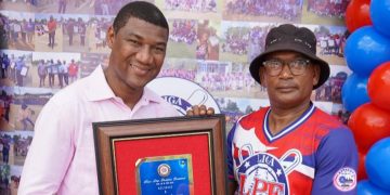 Liga Porfirio Fondeur celebra su 23º aniversario reconociendo a figuras del deporte y la comunidad