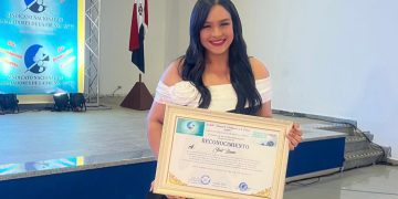 Sindicato Nacional de Trabajadores de la Prensa reconoce a periodista Yicet Bueno