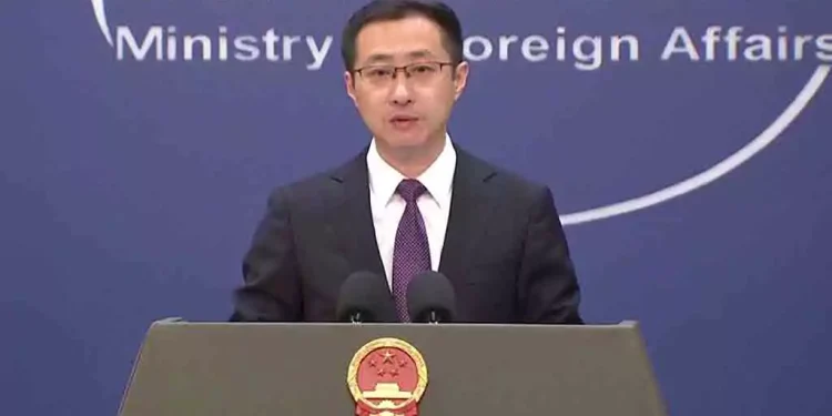 China evacúa a la mayoría de sus ciudadanos de Irán ante escalada del conflicto con Israel