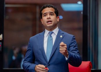 Omar Fernández respalda permisos laborales temporales para inmigrantes