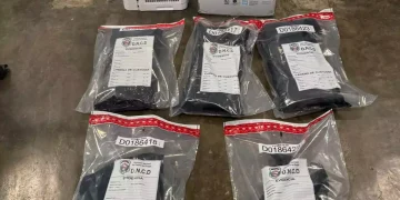 Incautan aire acondicionado portátil lleno de paquetes de marihuana