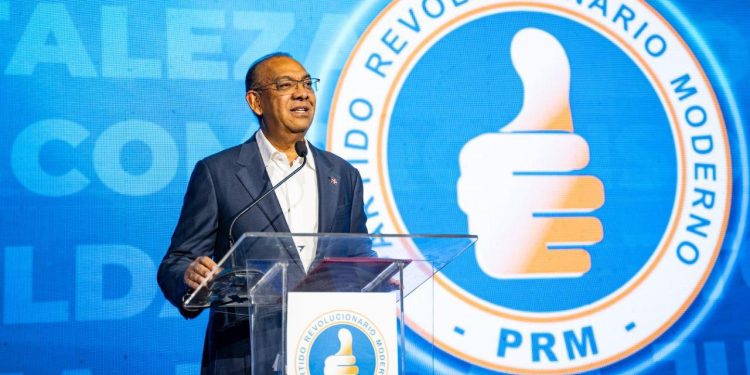 Deligne Ascención resalta democracia dominicana es referente de madurez y gobernabilidad