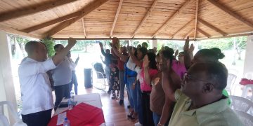 Dirigentes del PRM se juramentan en la FP en apoyo a Leonel Fernández y lanzan el movimiento nacional “República Fuerte”