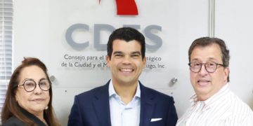 Wellington Arnaud agradece integración del INAPA como miembro activo del CDES, en Santiago