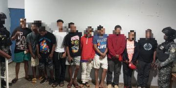 Policía ocupa armas de fuego y detiene varias personas durante operativos en Monte Plata