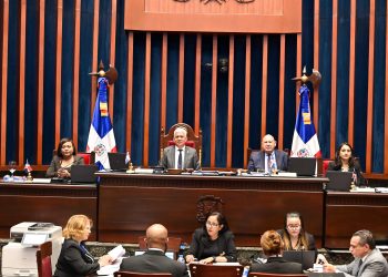 Senado conforma comisión especial para estudio y análisis del proyecto de ley de agua