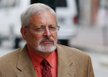 Condenan a 210 años de prisión al fundador de orfanato en Haití por abuso sexual