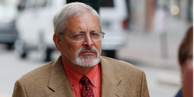 Condenan a 210 años de prisión al fundador de orfanato en Haití por abuso sexual