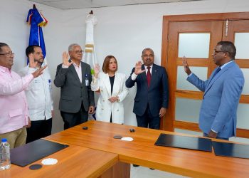 Juramentan nuevo Comité de Compras IDOPPRIL