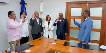 Juramentan nuevo Comité de Compras IDOPPRIL