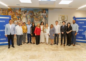 UNAPEC celebra 17 años de su carrera en Negocios Internacionales con foro de alto nivel junto a la Embajada de Corea del Sur