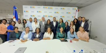 Mesa de inclusión y discapacidad de la Cámara de Diputados reconoce labor de Conadis y Supérate en favor de los niños con discapacidad