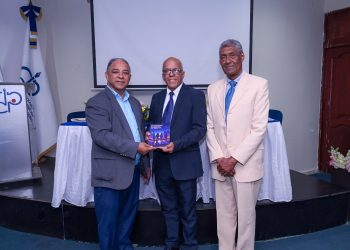 Miguel Andrés Reyes presenta su libro “La Generación Inconforme del Siglo XXI”