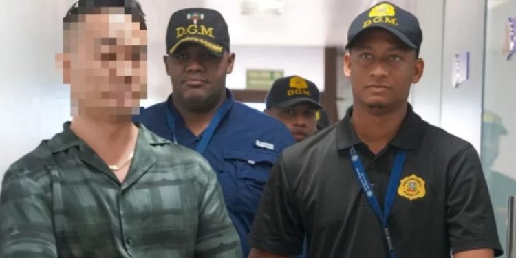 Detienen propietario de tienda China Mudan