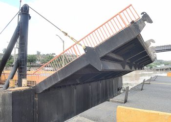 Puente Flotante será cerrado 2 horas este sábado por paso embarcaciones