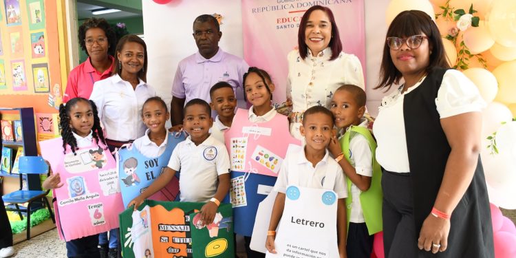 Regional 10 celebra con éxito la XV Feria Regional de Innovaciones Pedagógicas