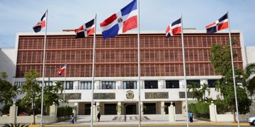 Diputados ponderan experiencia del Grupo Punta Cana para el desarrollo turístico de Cabo Rojo, en Pedernales