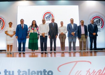 Antoliano Peralta Romero dicta conferencia magistral “La Transparencia en el Estado Dominicano”, en el ITSC