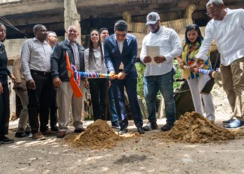 Alcalde Dío Astacio inicia obras del Presupuesto Participativo Municipal en Villa Duarte