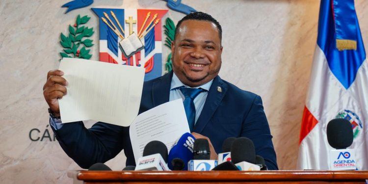 Diputado Aldo Adón somete proyecto de ley para declarar a La Cuaba como destino ecoturístico nacional