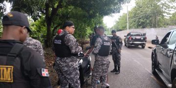 Personas detenidas, motocicletas y máquinas tragamonedas ocupadas tras operativos el fin de semana en La Victoria, SDN