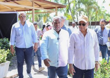 Tony Peña intensifica su agenda política con exitosos recorridos por Los Alcarrizos, Pedro Brand y Santo Domingo Este