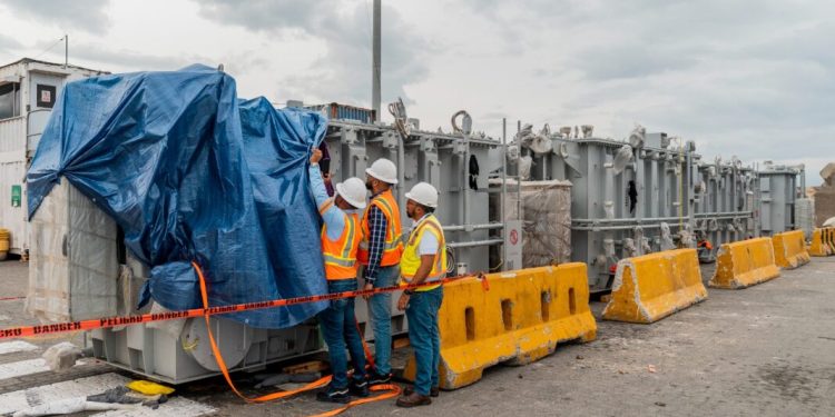 Edesur adquiere seis transformadores de potencia para reducir averías por sobrecarga